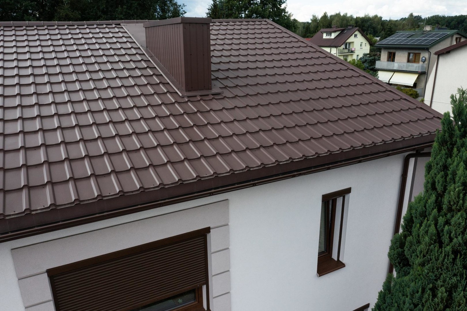 Fasadni paneli P04 brez fug z radijem